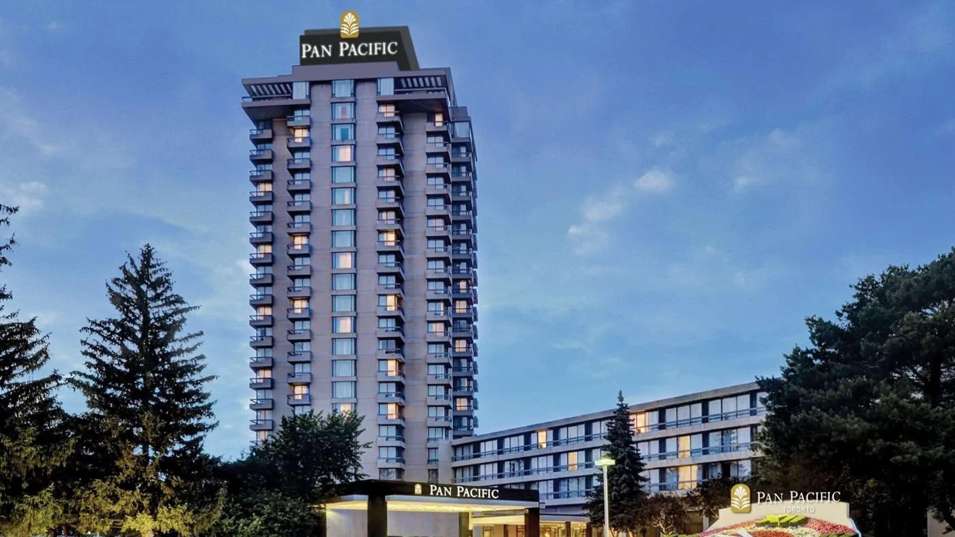 Pan Pacific Toronto Hotel