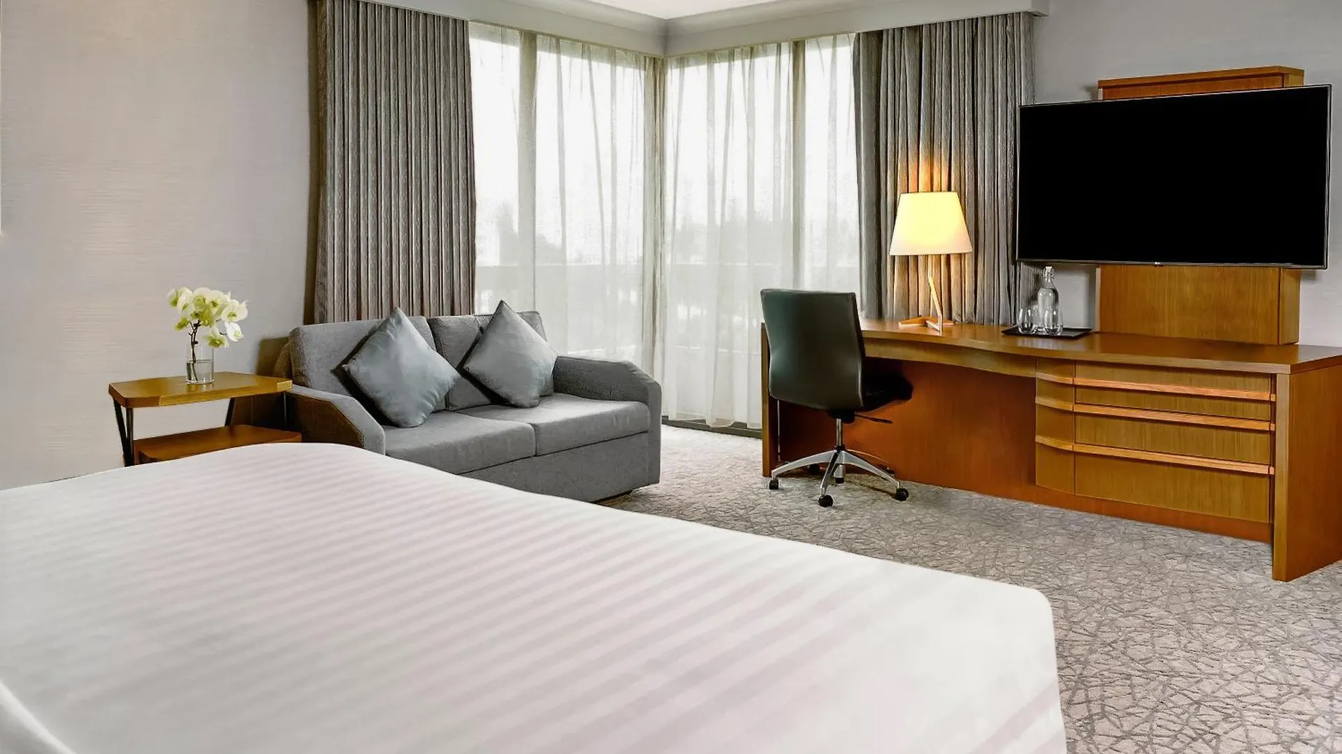 Pan Pacific Toronto Hotel