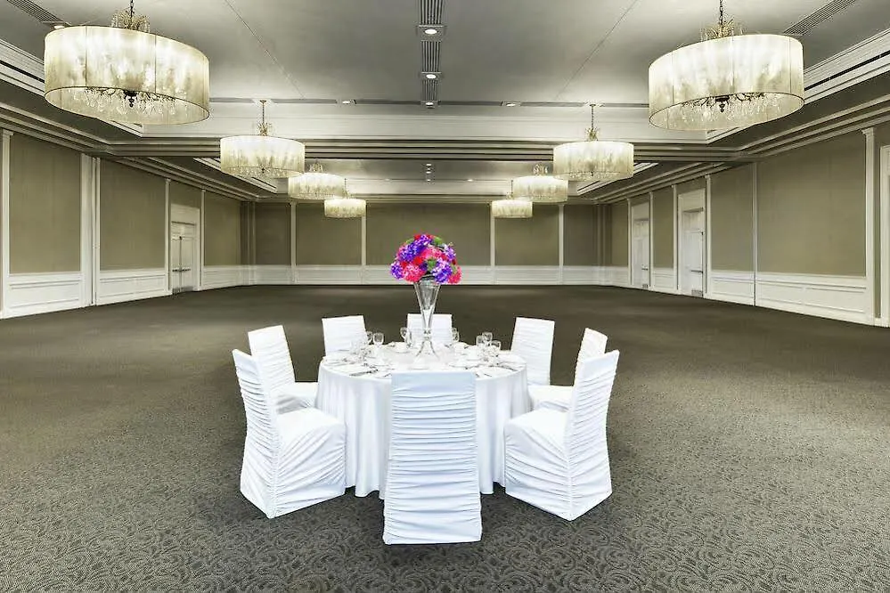 Pan Pacific Toronto Hotel 4*,  Canada